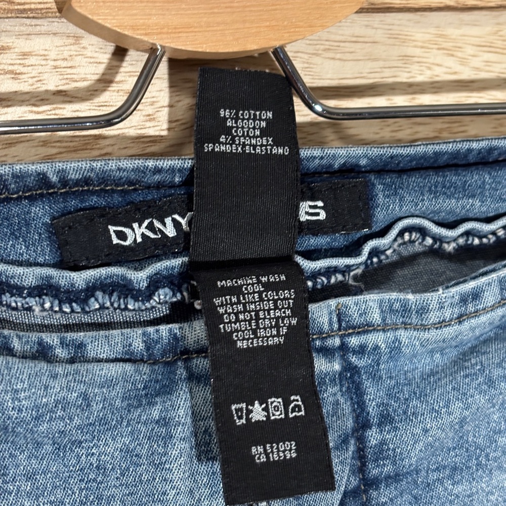 DKNY Light Blue Flare Jeans No Waist - Picture 6 of 6